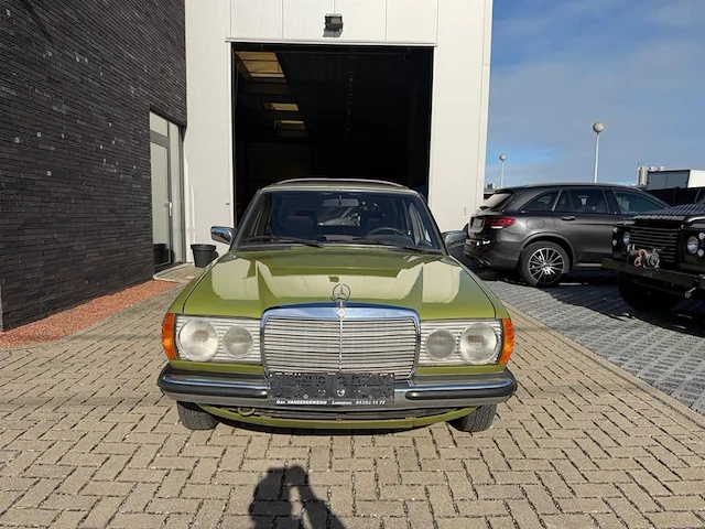 Mercedes w 200, 1981 - afbeelding 26 van  30