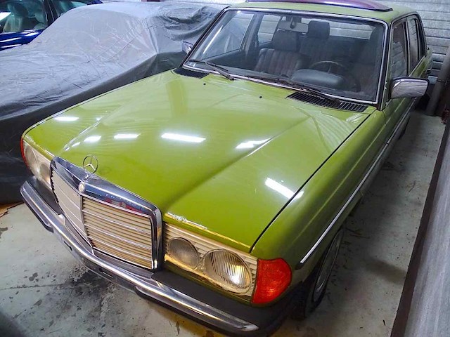 Mercedes w123(200), 1981 - afbeelding 1 van  51