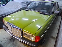 Mercedes w123(200), 1981