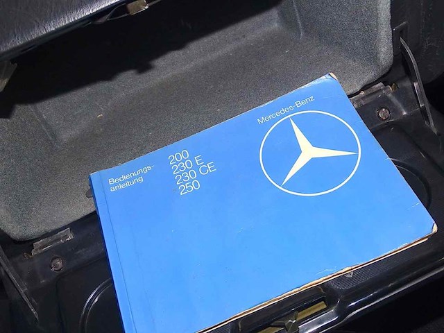 Mercedes w123(200), 1981 - afbeelding 29 van  51