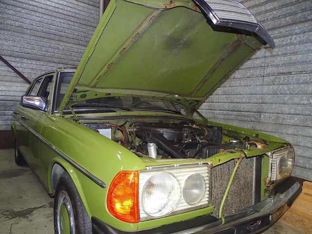 Mercedes w123(200), 1981 - afbeelding 48 van  51