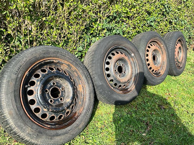 Mercedes w124 set wielen - afbeelding 5 van  5