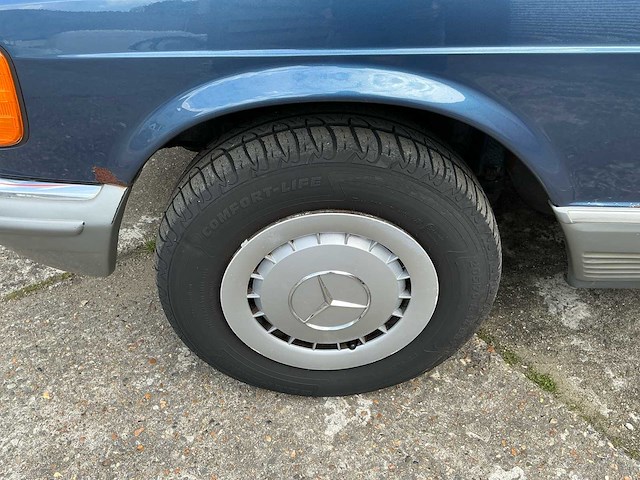 Mercedes w126 380se oldtimer - afbeelding 2 van  27