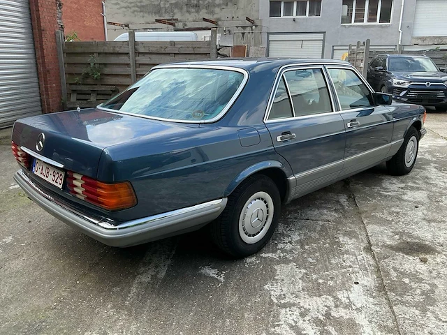 Mercedes w126 380se oldtimer - afbeelding 21 van  27