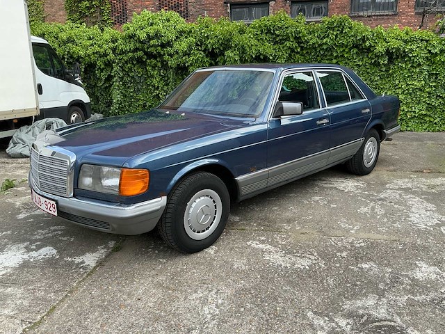 Mercedes w126 380se oldtimer - afbeelding 1 van  27