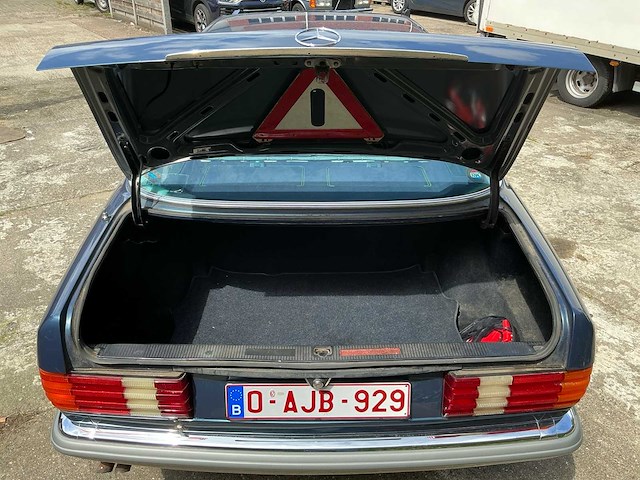 Mercedes w126 380se oldtimer - afbeelding 16 van  27