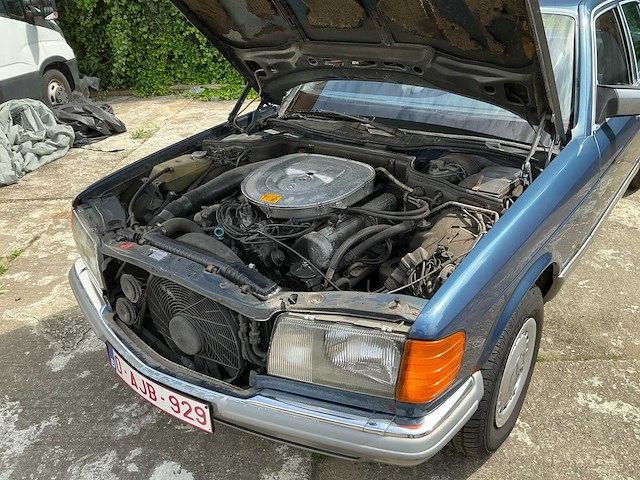Mercedes w126 380se oldtimer - afbeelding 17 van  27