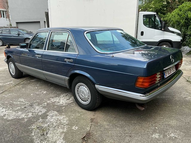 Mercedes w126 380se oldtimer - afbeelding 21 van  27
