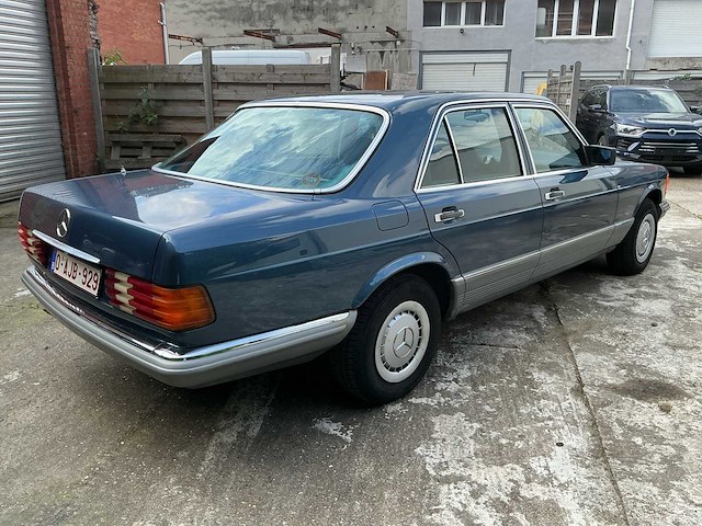 Mercedes w126 380se oldtimer - afbeelding 24 van  27