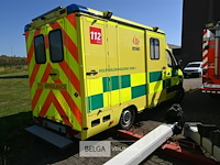 Mercedes ziekenwagen - afbeelding 7 van  21