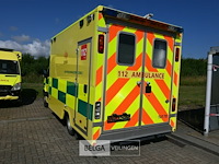 Mercedes ziekenwagen - afbeelding 4 van  17