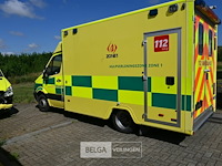 Mercedes ziekenwagen - afbeelding 5 van  17