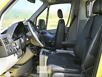 Mercedes ziekenwagen - afbeelding 16 van  17