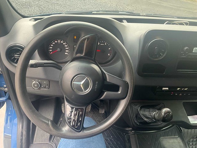 Mercedes_benz sprinter v6 3.0 diesel 906bb35 bestelwagen - afbeelding 3 van  15