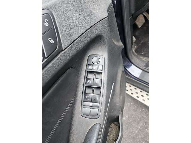 Mercedesml300 cdi - afbeelding 17 van  18