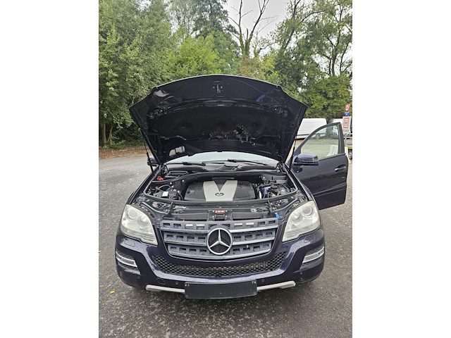 Mercedesml300 cdi - afbeelding 6 van  18