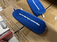 Merchandisegoederen met metalen rek - afbeelding 12 van  48
