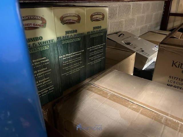 Merchandisegoederen met metalen rek - afbeelding 20 van  48