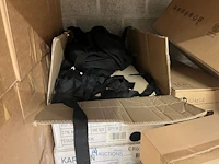 Merchandisegoederen met metalen rek - afbeelding 32 van  48