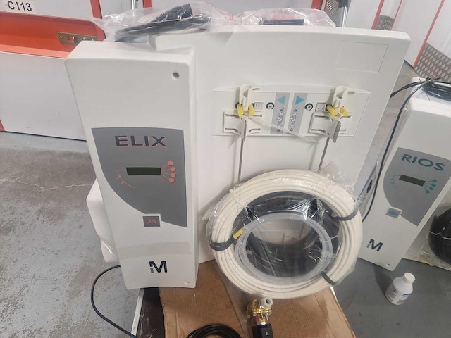 Merck millipore elix 35 clinical - various medical equipment - afbeelding 1 van  7