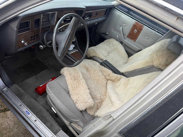 Mercury - monarch - car - 1979 - afbeelding 5 van  10