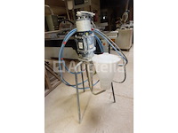 Merk en model van airless verfspuit zijn onleesbaar - afbeelding 6 van  10