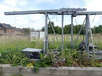 Merk en model van de bouwplaats-lichtmast onbekend