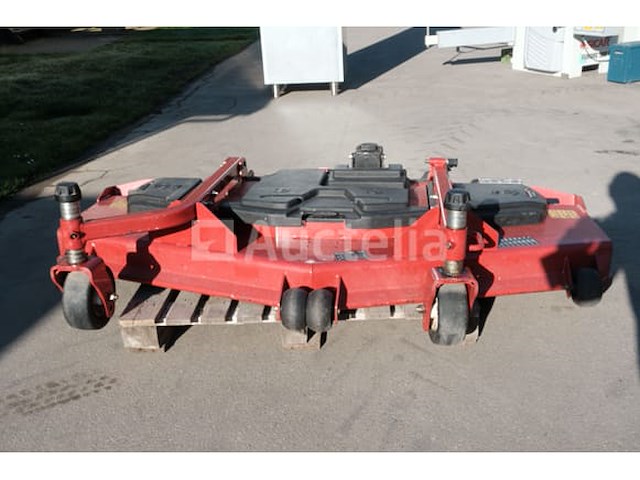 Merk en model van het grasmaaidek zijn onleesbaar - afbeelding 4 van  9