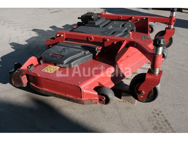 Merk en model van het grasmaaidek zijn onleesbaar - afbeelding 6 van  9