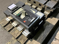 Merlin gerin compact cm2500n vermogensautomaat - afbeelding 3 van  6