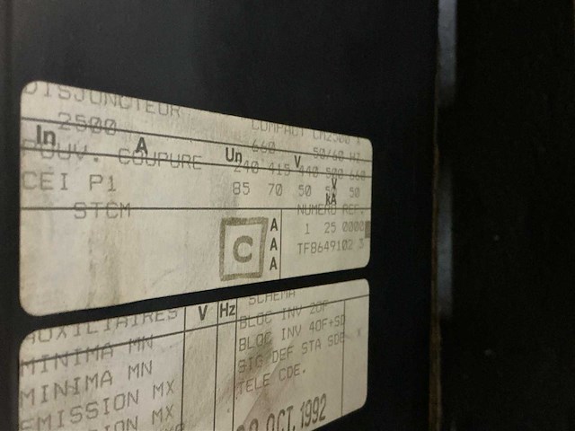 Merlin gerin compact cm2500n vermogensautomaat - afbeelding 5 van  6