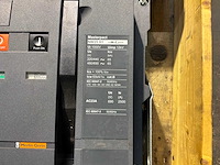 Merlin gerin masterpact nw25 h1 vermogensschakelaar - afbeelding 2 van  5