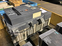 Merlin gerin masterpact nw25 h1 vermogensschakelaar - afbeelding 4 van  5