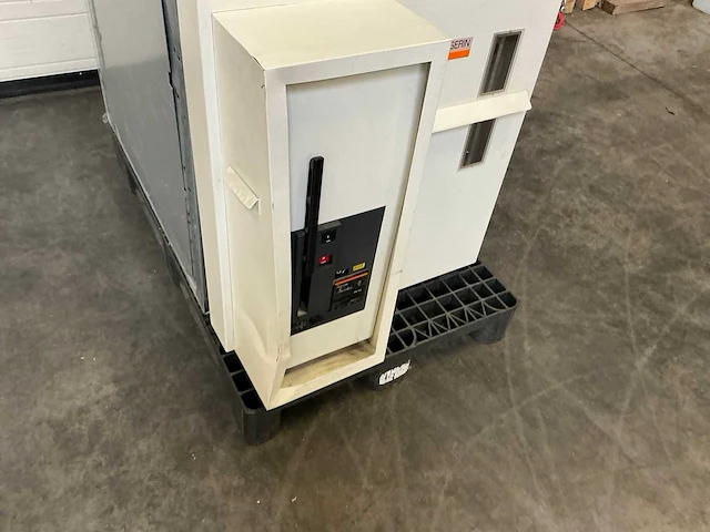 Merlin gerin sm6 spanningsschakelinstallatie - afbeelding 9 van  14