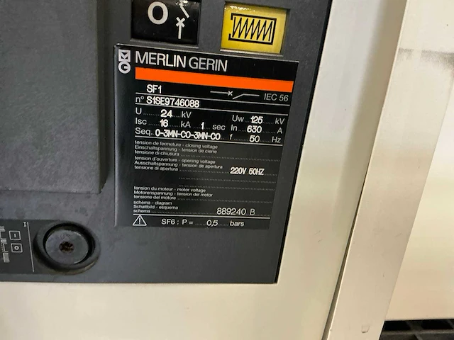 Merlin gerin sm6 spanningsschakelinstallatie - afbeelding 11 van  14