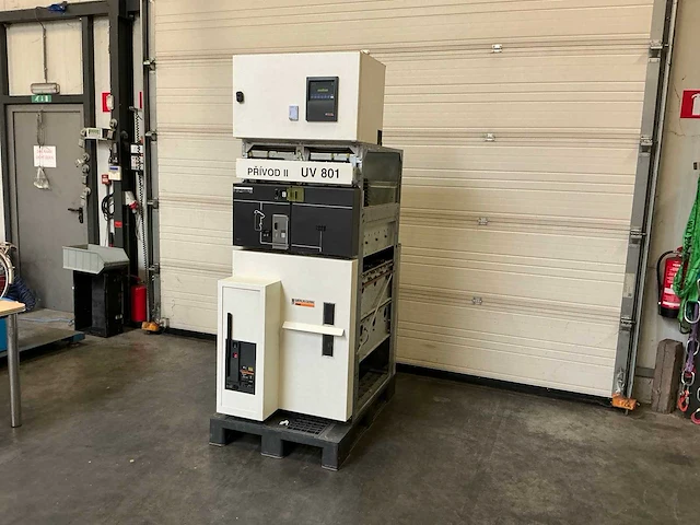 Merlin gerin sm6 spanningsschakelinstallatie - afbeelding 1 van  14