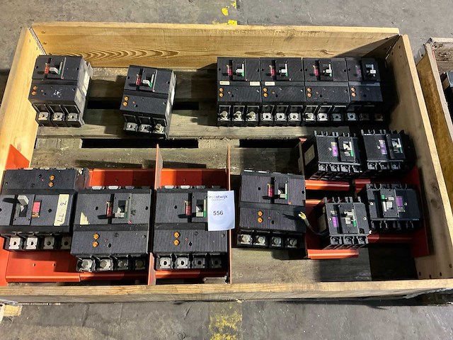 Merlin gerin vermogensautomaat (14x) - afbeelding 1 van  10