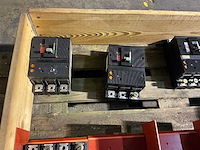 Merlin gerin vermogensautomaat (14x) - afbeelding 3 van  10