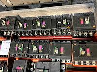 Merlin gerin vermogensautomaat (23x) - afbeelding 3 van  9