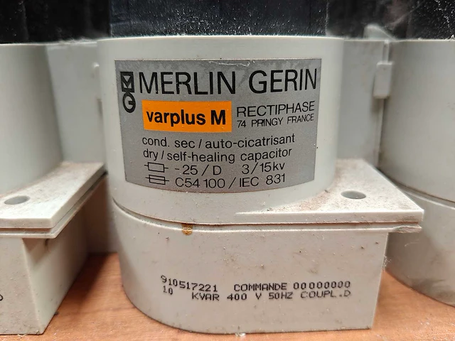 Merlin gerinn - varplus m - merlin gerin varplus m vermogenscondensatoren - afbeelding 4 van  6