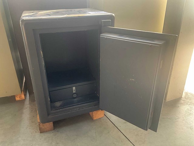 Merlin kluis - afbeelding 6 van  8