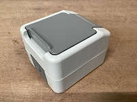 Merten aquastar wandcontactdoos spatwaterdicht (25x) - afbeelding 1 van  5