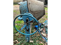 Messersi m360 betonmolen - gemotoriseerd - afbeelding 11 van  11