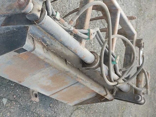 Mestklauw bobcat voorladers en accessoires - afbeelding 6 van  6