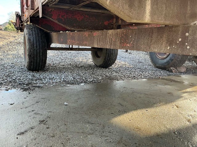 Meststrooier overige transportvoertuigen - afbeelding 26 van  27