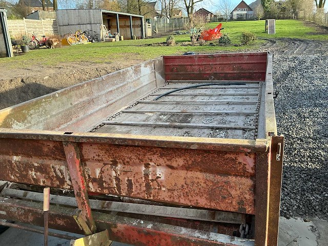 Meststrooier overige transportvoertuigen - afbeelding 17 van  27