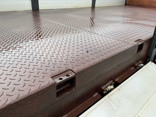 Met-co afzetcontainer + waterreservoir 6500l - afbeelding 11 van  11