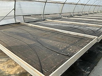 Met watersproeisysteem kweektafel (26x) - afbeelding 3 van  5