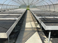 Met watersproeisysteem kweektafel (28x) - afbeelding 1 van  4