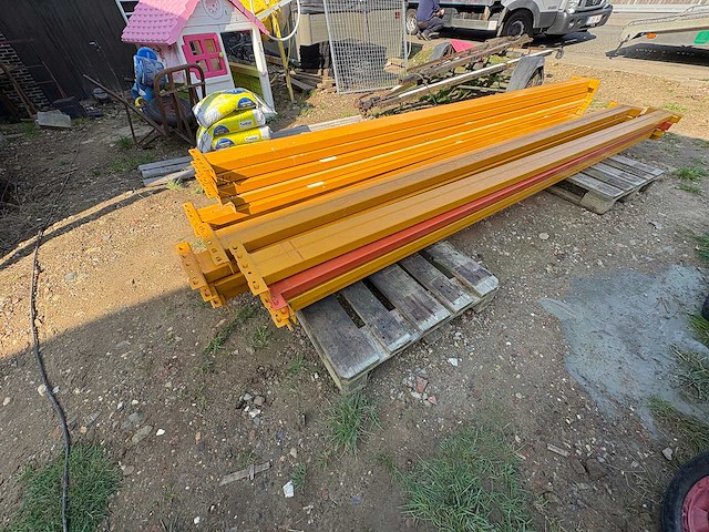 Meta - pallet racking (8x) - afbeelding 1 van  4